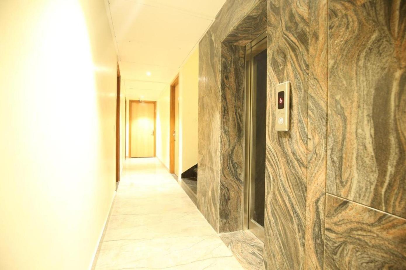 Nayyar Regency Near Bus Stand 3* Amritsar
